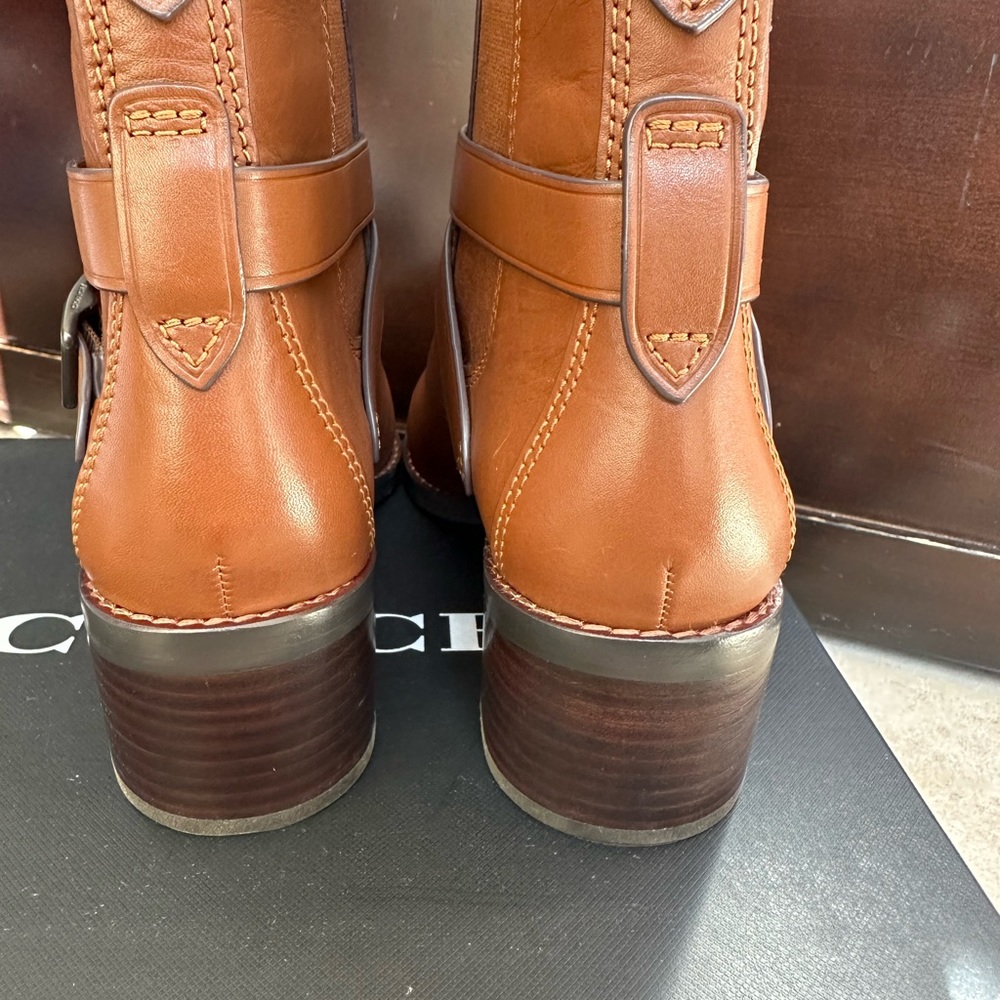 Like New - Buckle chelsea boots from Coach - Picture 5 of 7